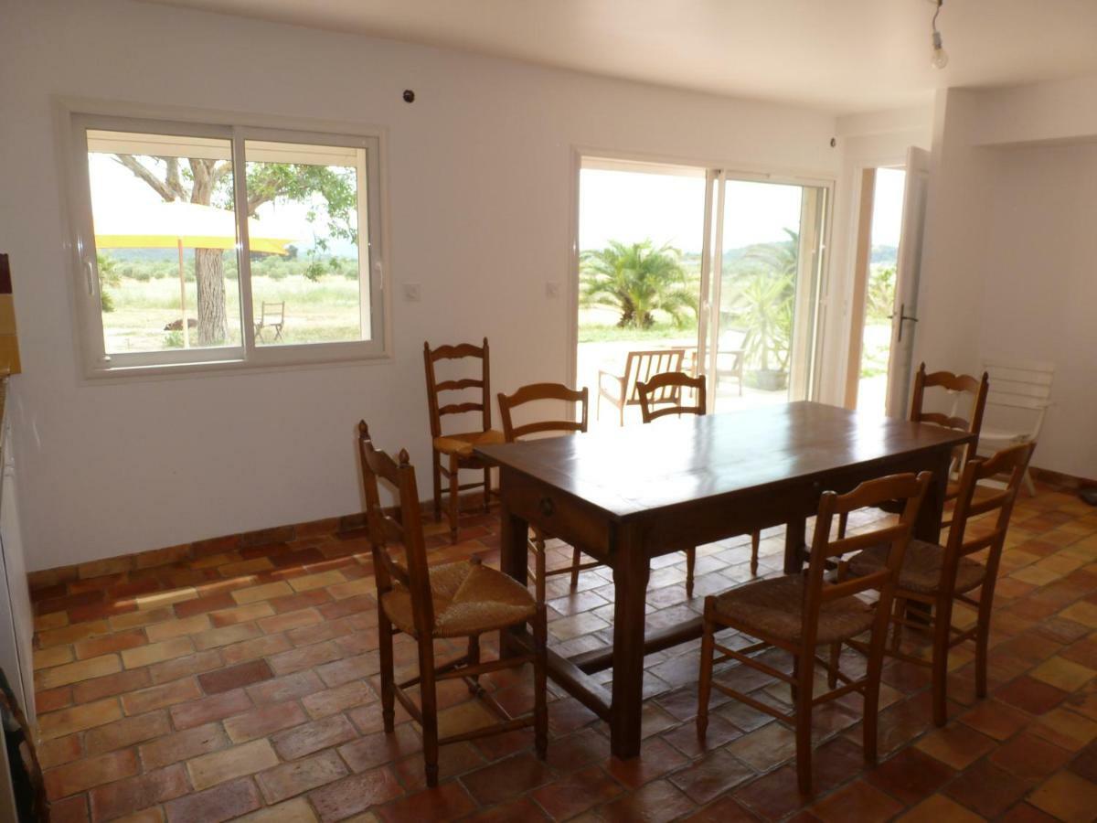 Domaine De Camp Joyeux Daire Puget-Ville Dış mekan fotoğraf