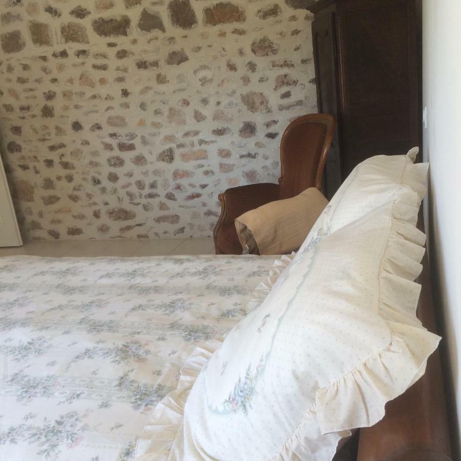 Domaine De Camp Joyeux Daire Puget-Ville Dış mekan fotoğraf